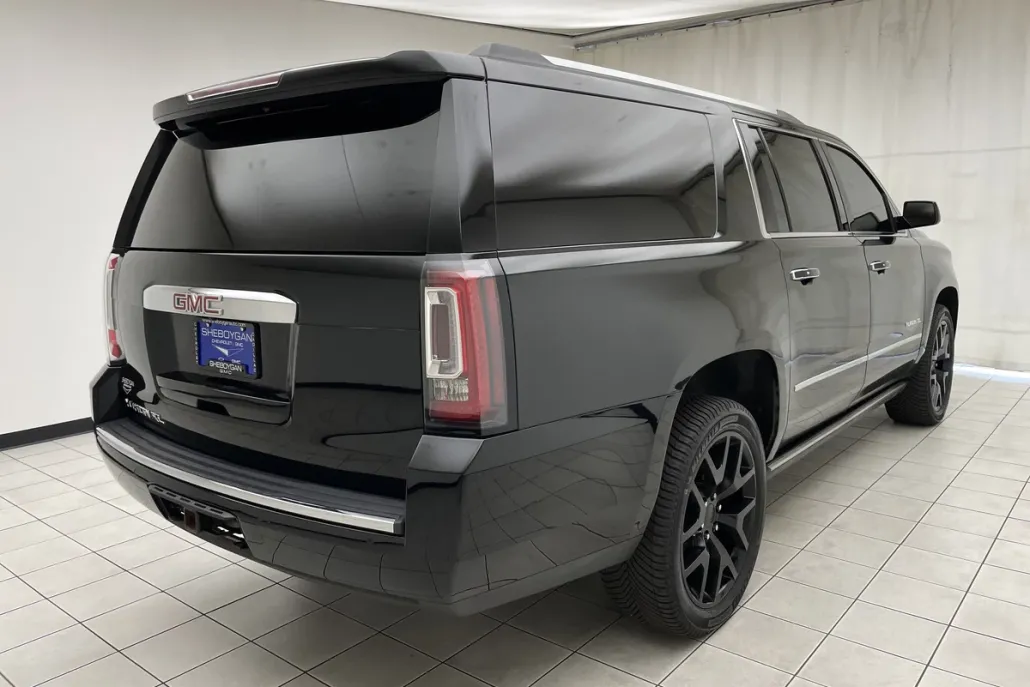 2018 Gmc Yukon XL Denali photo 1