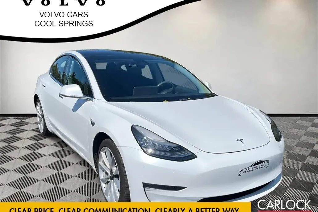 2019 Tesla Model 3 Long Range photo 1