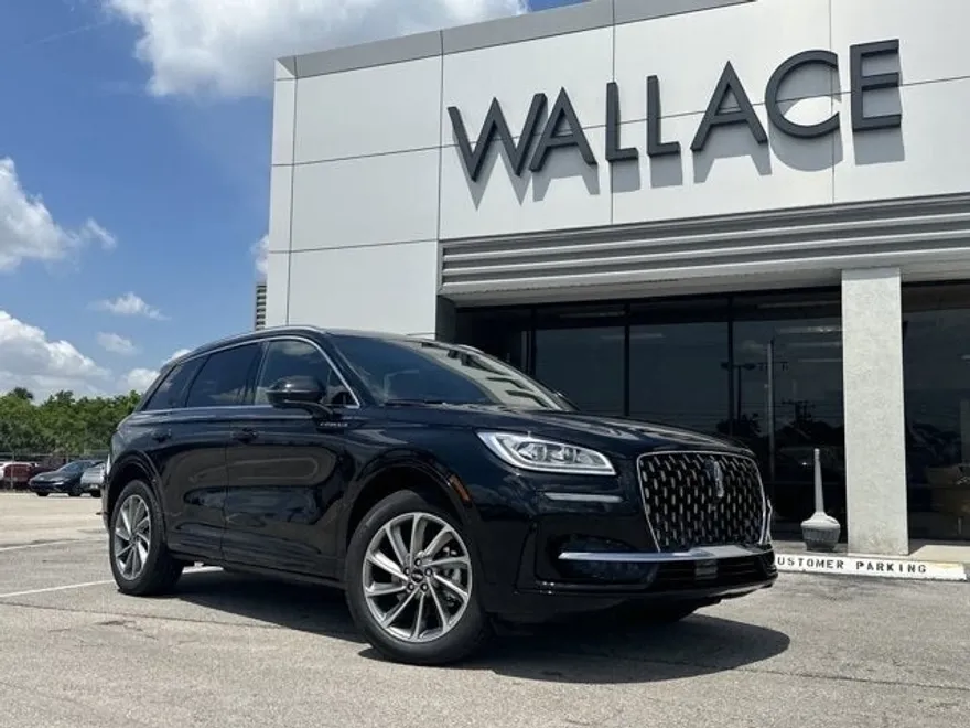 2024 Lincoln Corsair Grand Touring photo 1