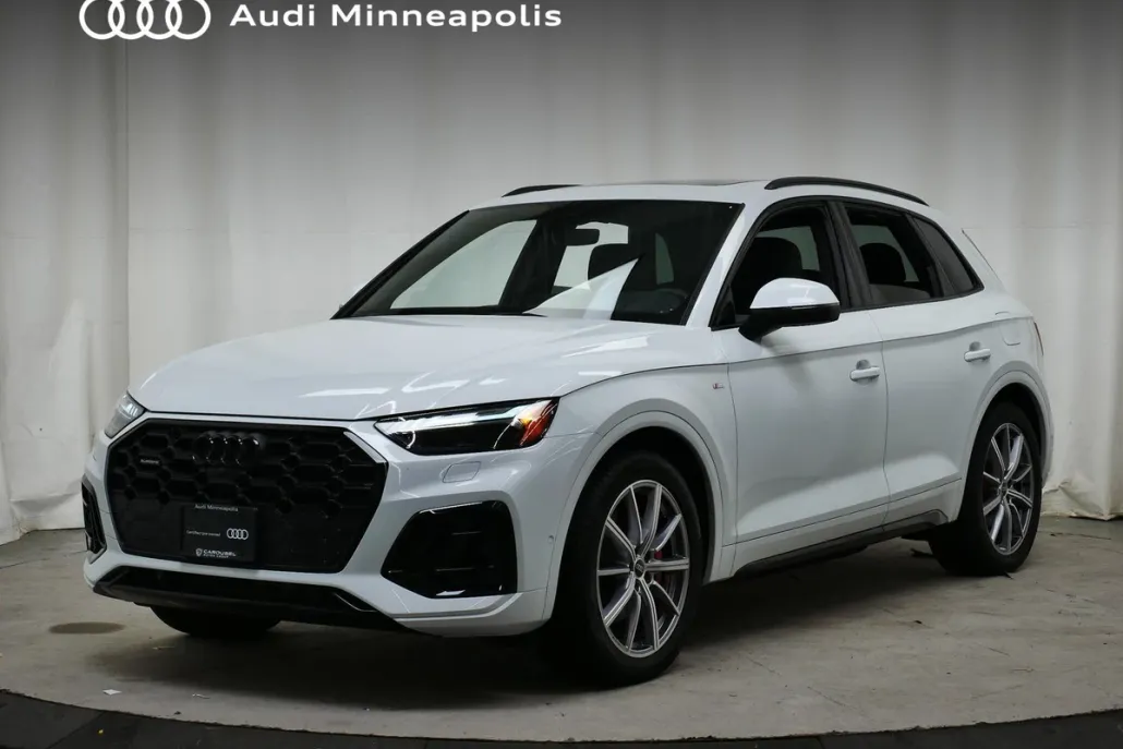 2024 Audi Q5 S line Premium Prestige photo 1
