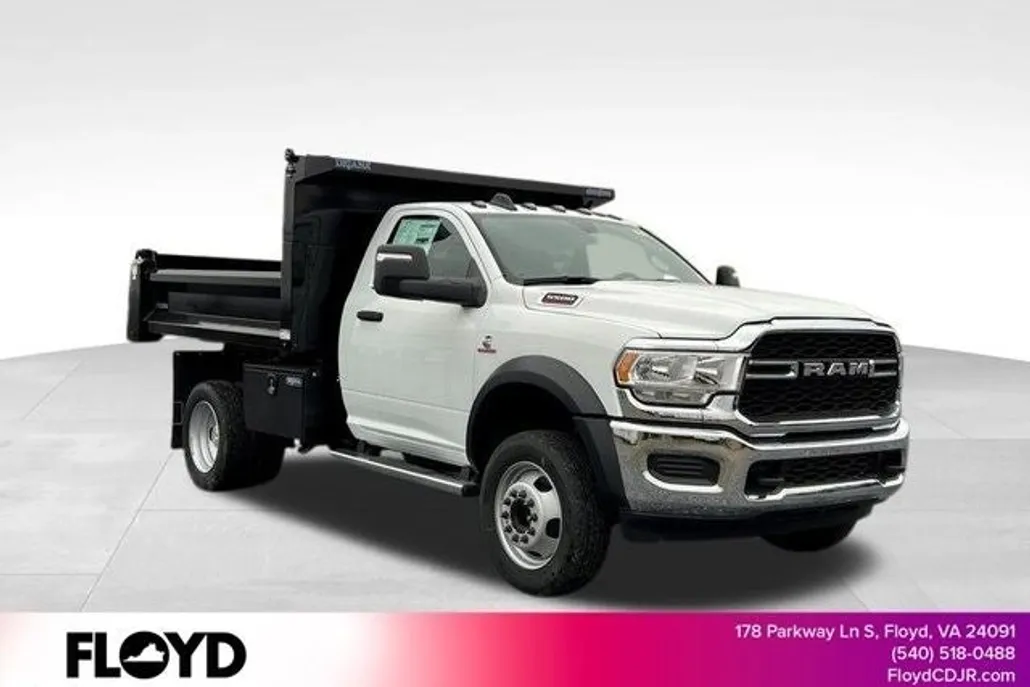 2024 Ram 5500 Tradesman photo 1