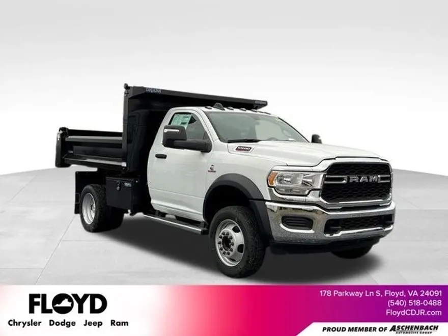 2024 Ram 5500 Tradesman photo 1
