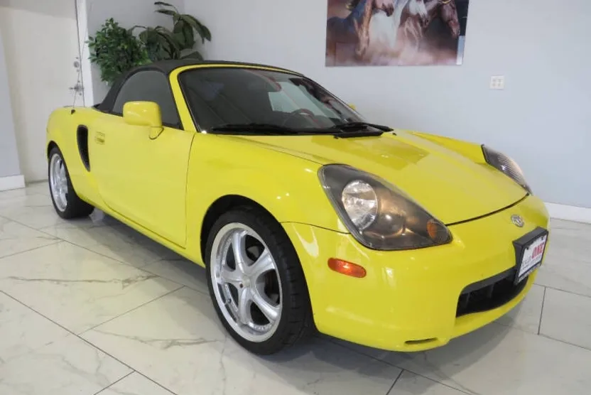 2001 Toyota MR2 Spyder Base photo 1