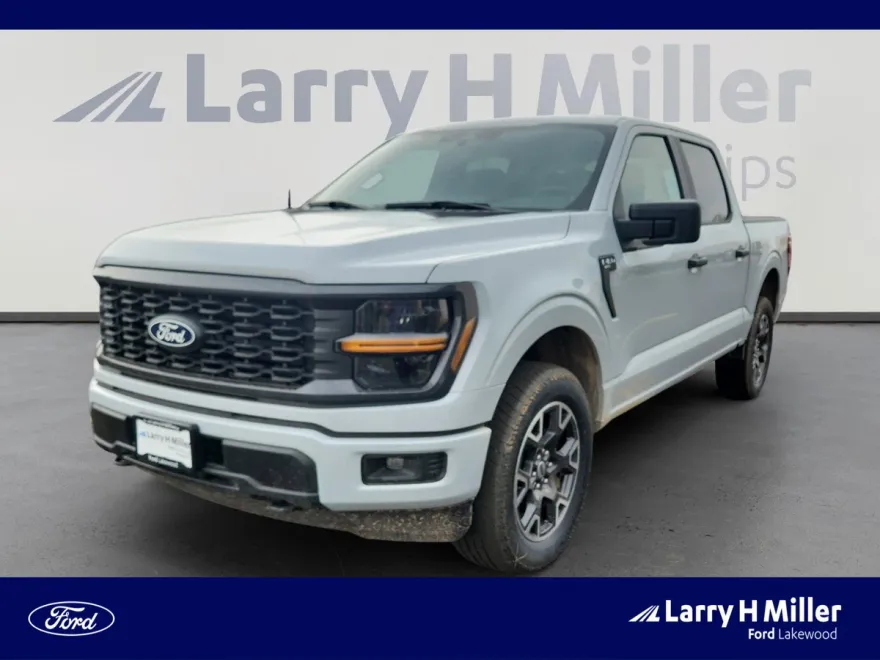2025 Ford F-150 STX photo 1