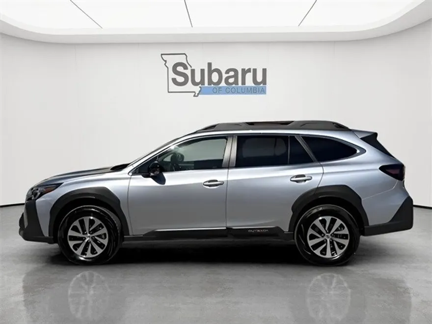 2025 Subaru Outback Premium photo 1