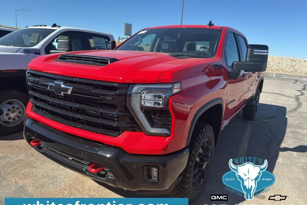 2026 Chevrolet Silverado LT photo 1