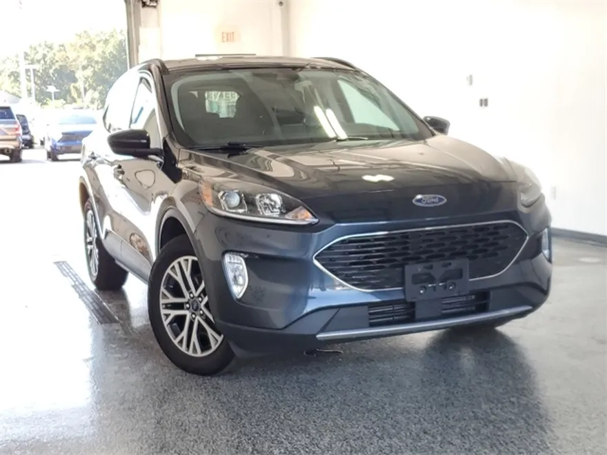 2022 Ford Escape SEL photo 1