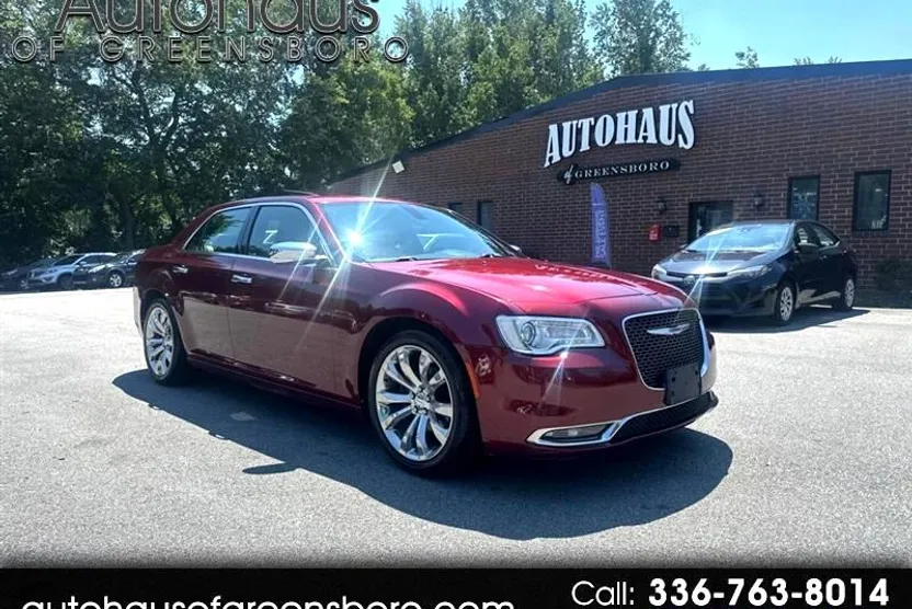 2019 Chrysler 300 Limited photo 1