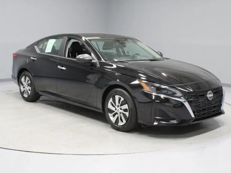 2025 Nissan Altima 2.5 S photo 1
