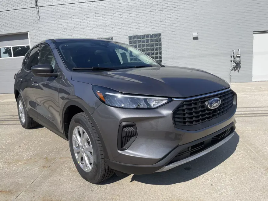 2025 Ford Escape Active photo 1
