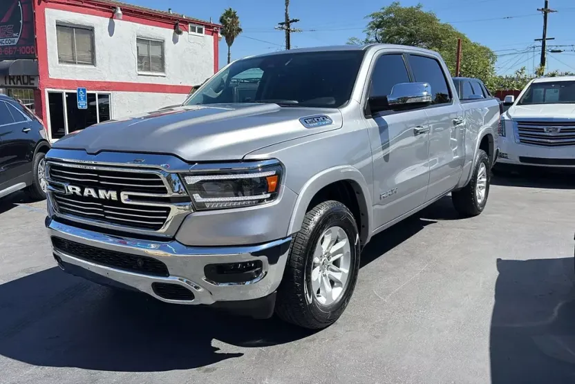 2022 Ram 1500 Laramie photo 1