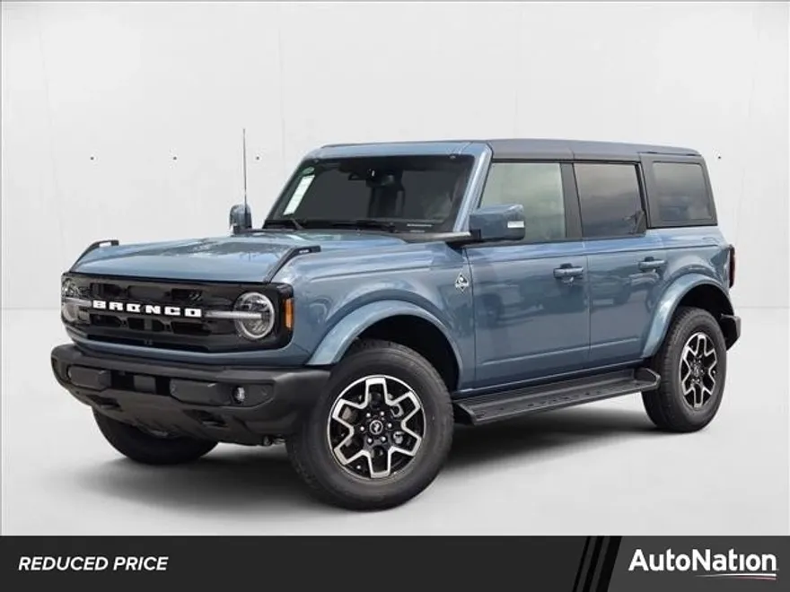 2025 Ford Bronco Outer Banks photo 1