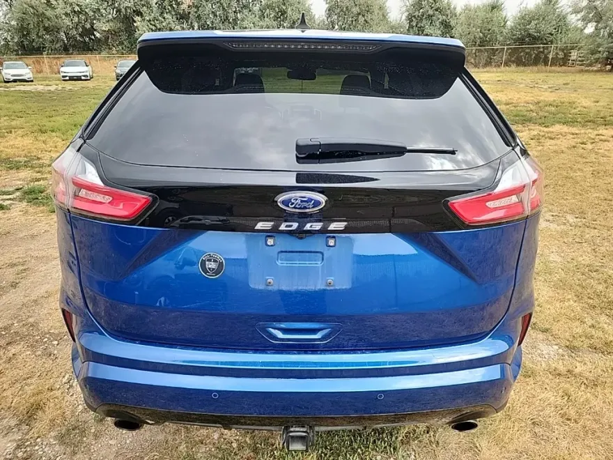 2021 Ford Edge ST-Line photo 1