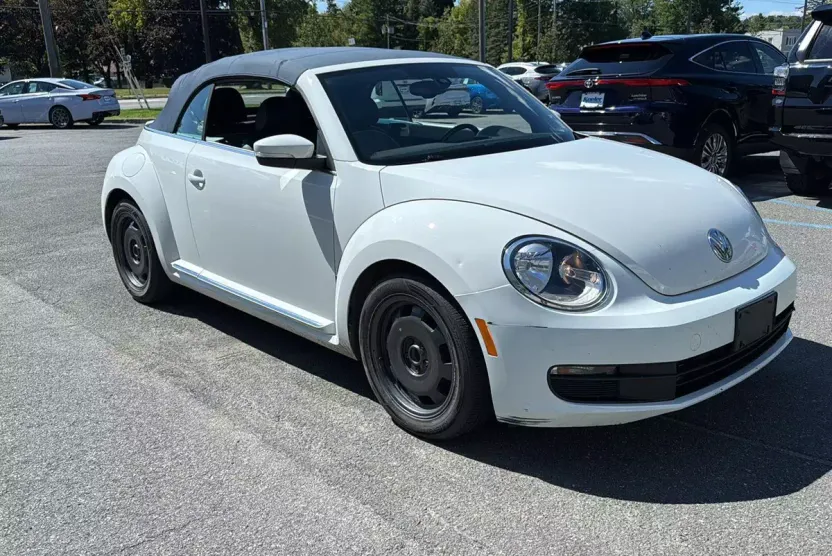 2016 Volkswagen Beetle 1.8T photo 1