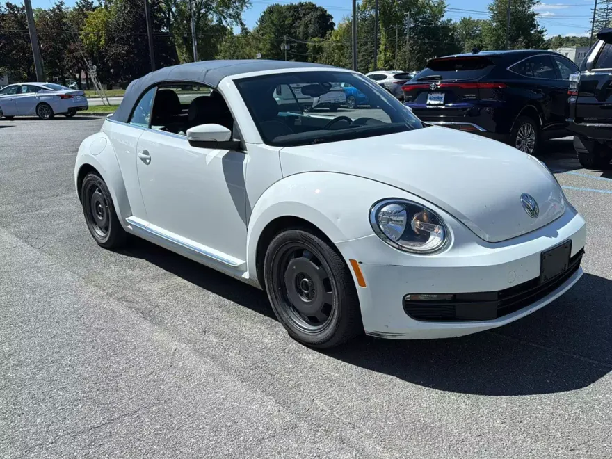 2016 Volkswagen Beetle 1.8T photo 1