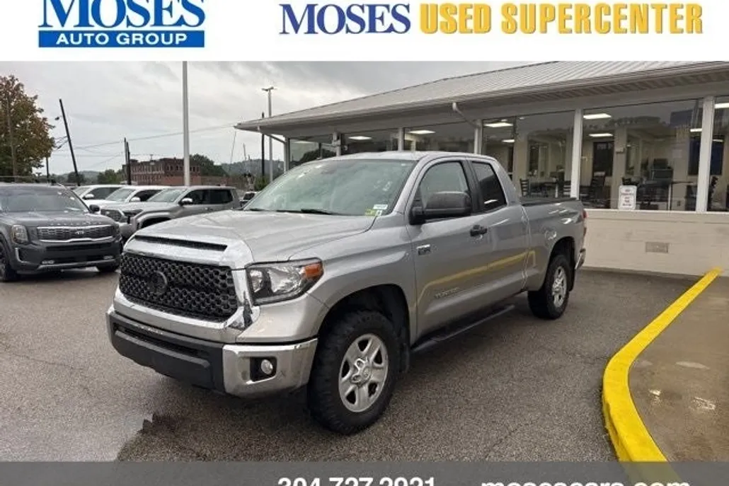 2018 Toyota Tundra SR5 photo 1