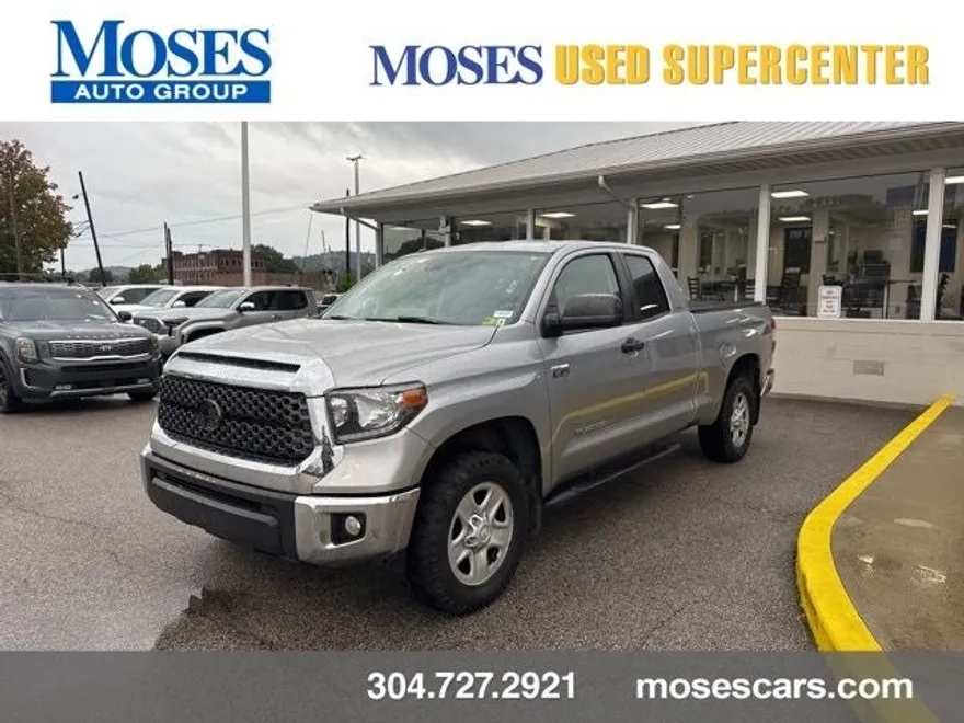 2018 Toyota Tundra SR5 photo 1