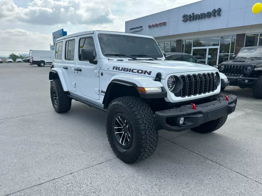 2025 Jeep Wrangler Rubicon X photo 1