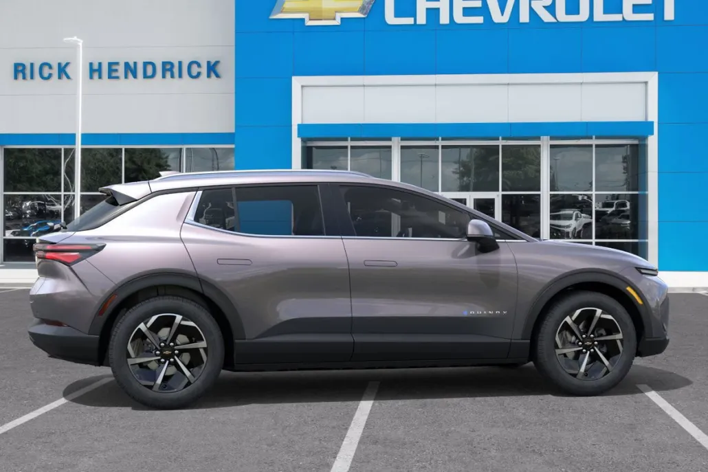 2026 Chevrolet Equinox EV 1LT photo 1