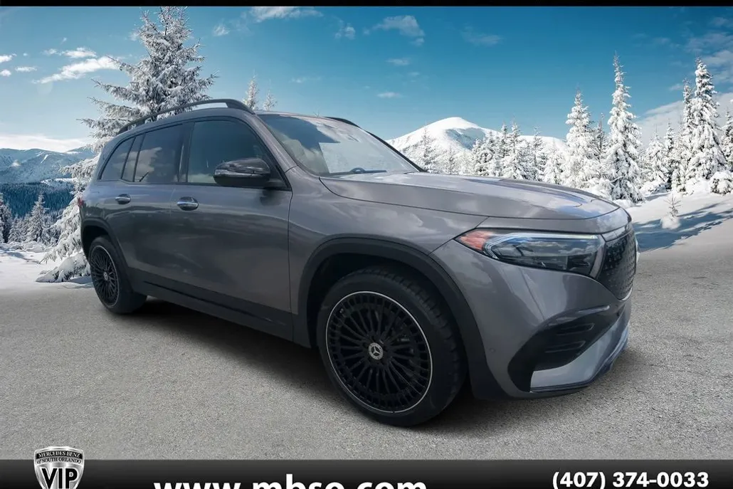 2024 Mercedes Benz EQB 300 4MATIC photo 1