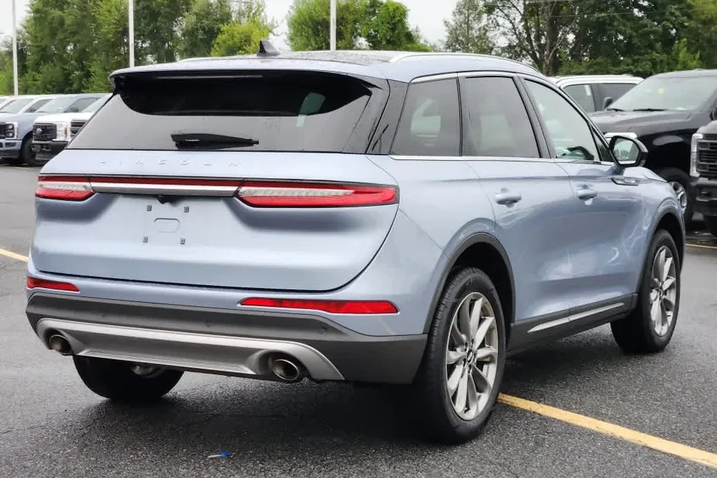 2022 Lincoln Corsair Standard photo 1