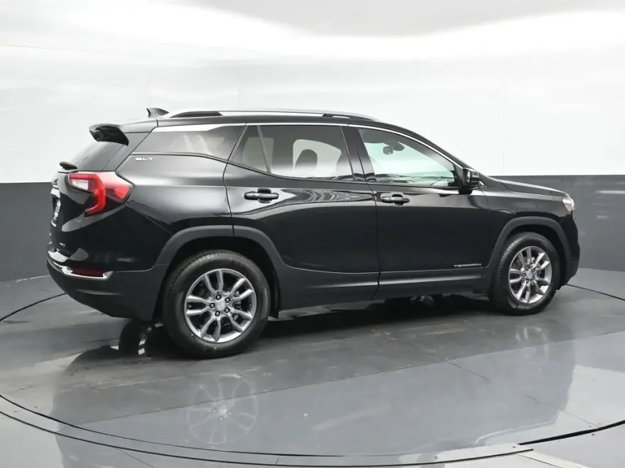 2024 Gmc Terrain SLT photo 1