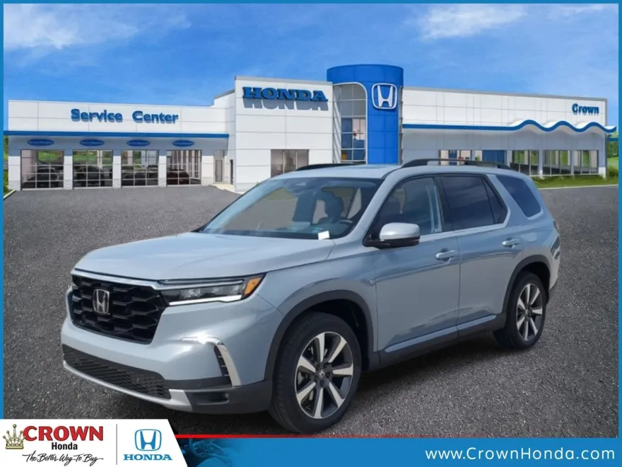 2025 Honda Pilot Touring photo 1