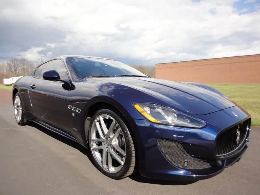 2015 Maserati Granturismo Sport photo 1