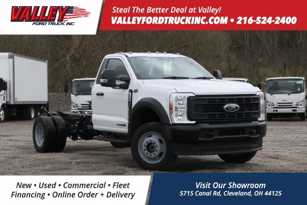 2025 Ford F-550 photo 1