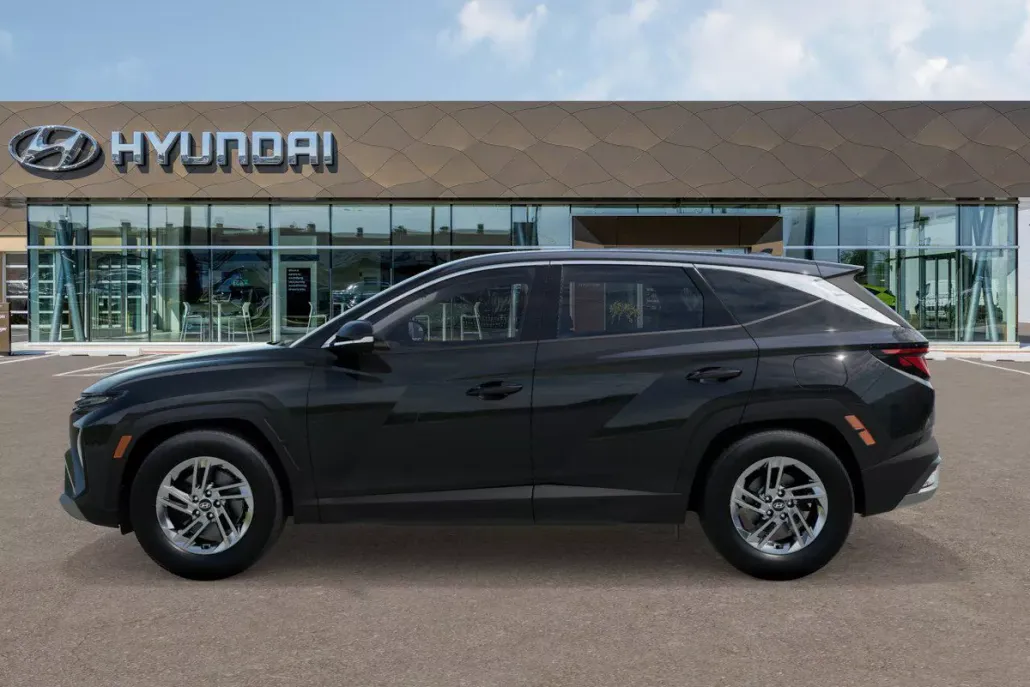 2026 Hyundai Tucson SE photo 1