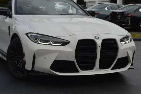 2024 Bmw M4 Competition xDrive Convertible photo 2