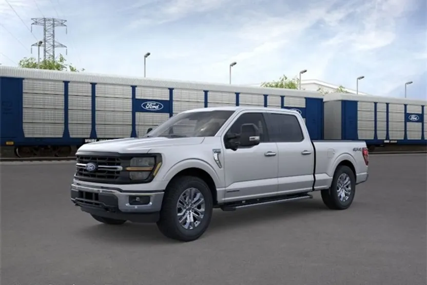 2025 Ford F-150 XLT photo 1