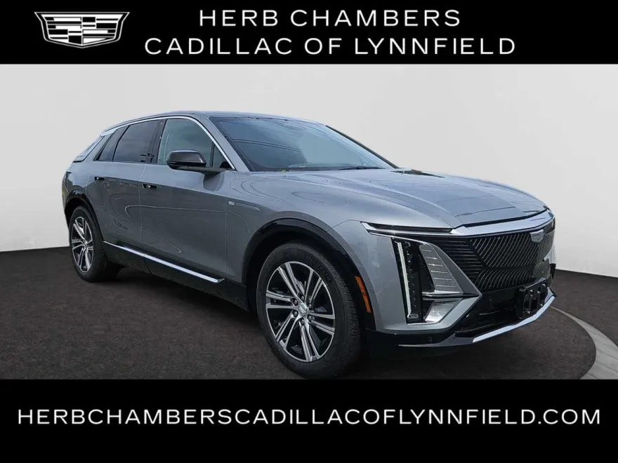 2025 Cadillac Lyriq Luxury photo 1