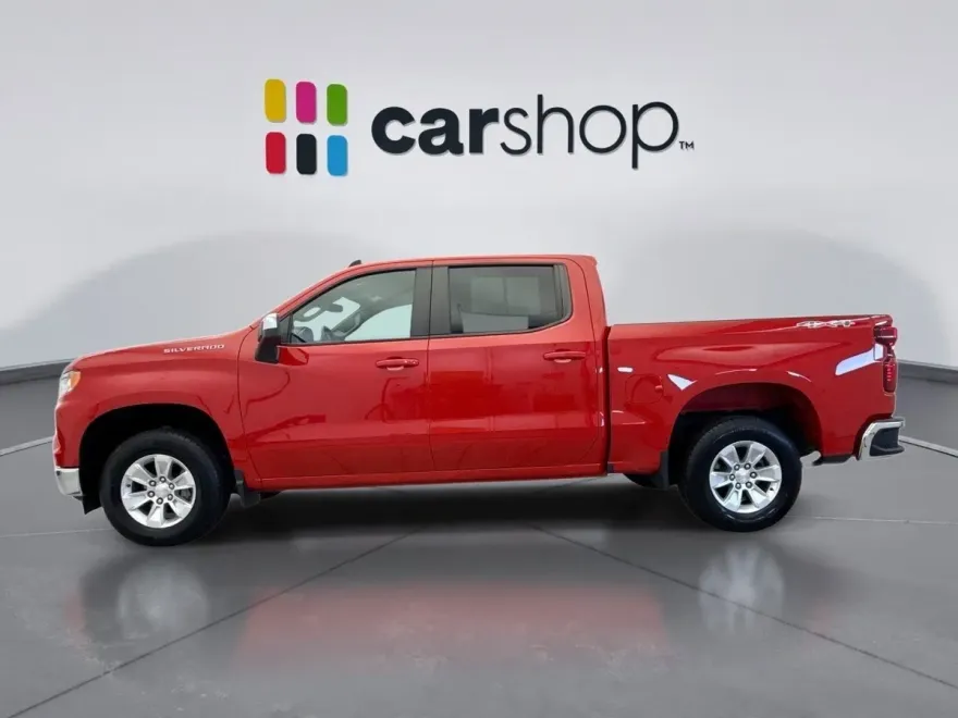 2022 Chevrolet Silverado 1500 LT photo 1