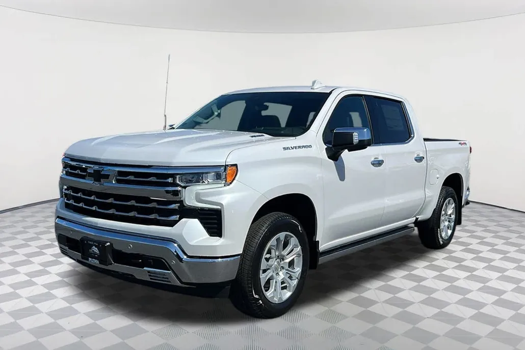 2025 Chevrolet Silverado 1500 LTZ photo 1