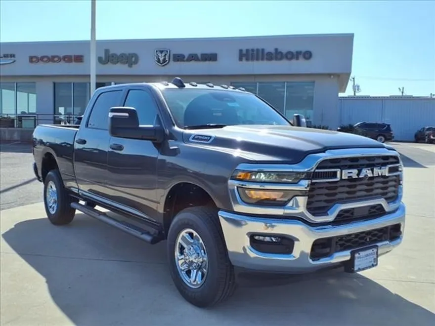 2025 Ram 2500 Tradesman photo 1
