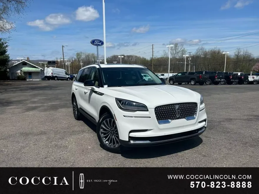 2025 Lincoln Corsair Grand Touring photo 1