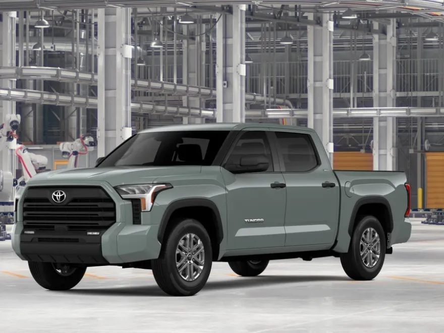 2026 Toyota Tundra SR5 CrewMax photo 1