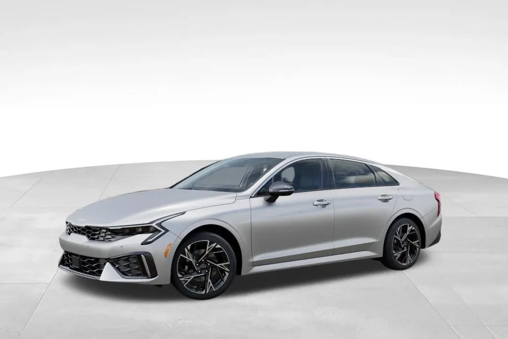 2026 Kia K5 GT-Line photo 1