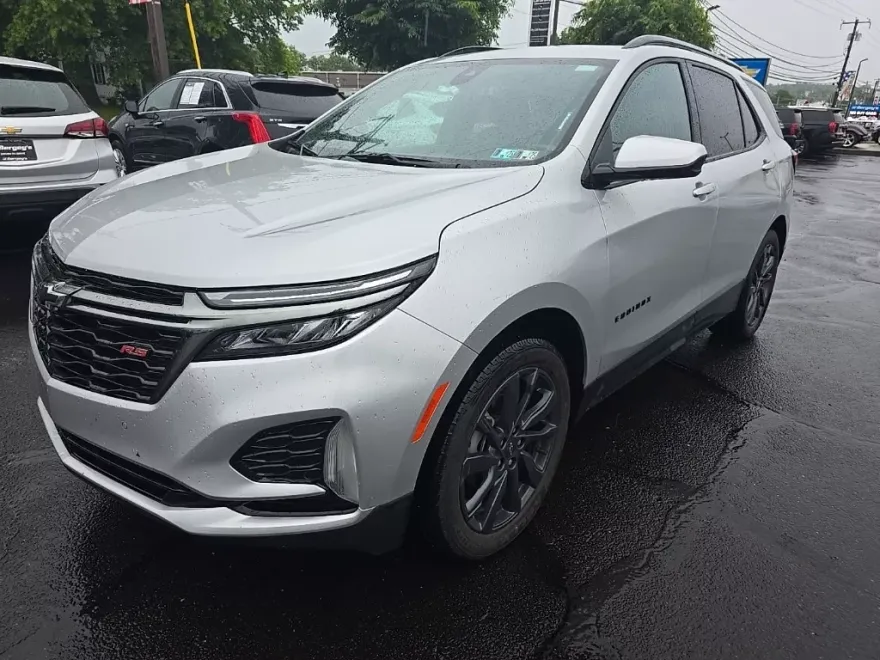 2022 Chevrolet Equinox RS photo 1