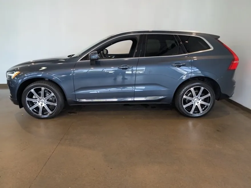 2021 Volvo XC60 T5 Inscription photo 1