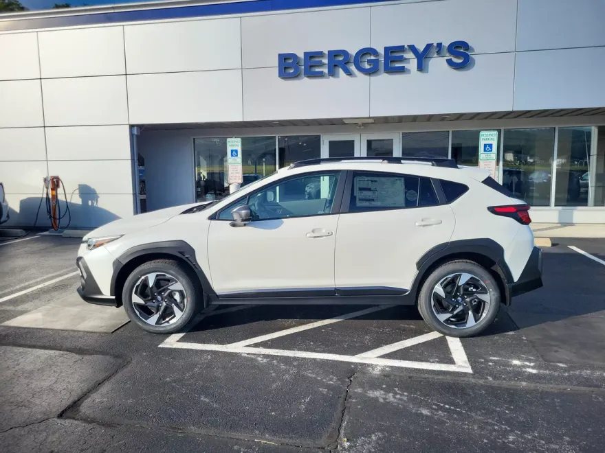 2025 Subaru Crosstrek Limited photo 1