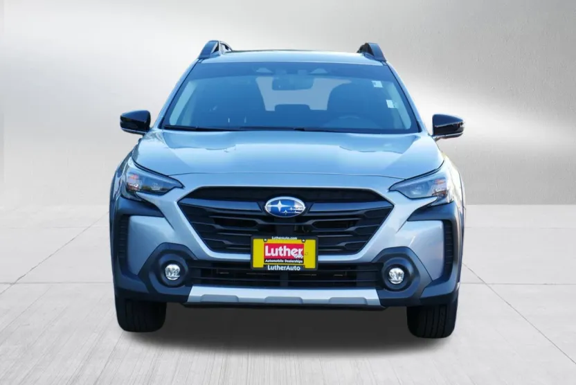 2023 Subaru Outback Limited photo 1