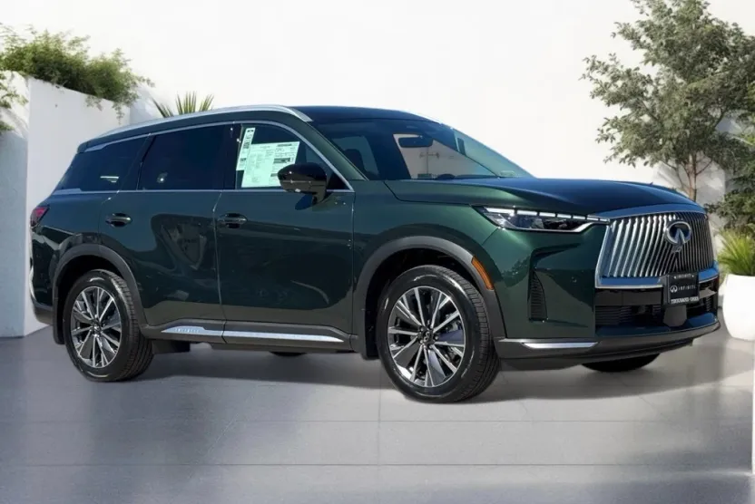 2026 Infiniti QX60 Luxe photo 1