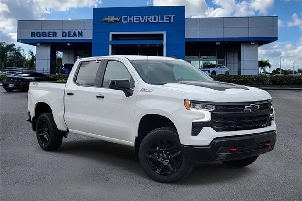 2026 Chevrolet Silverado 1500 LT Trail Boss photo 1