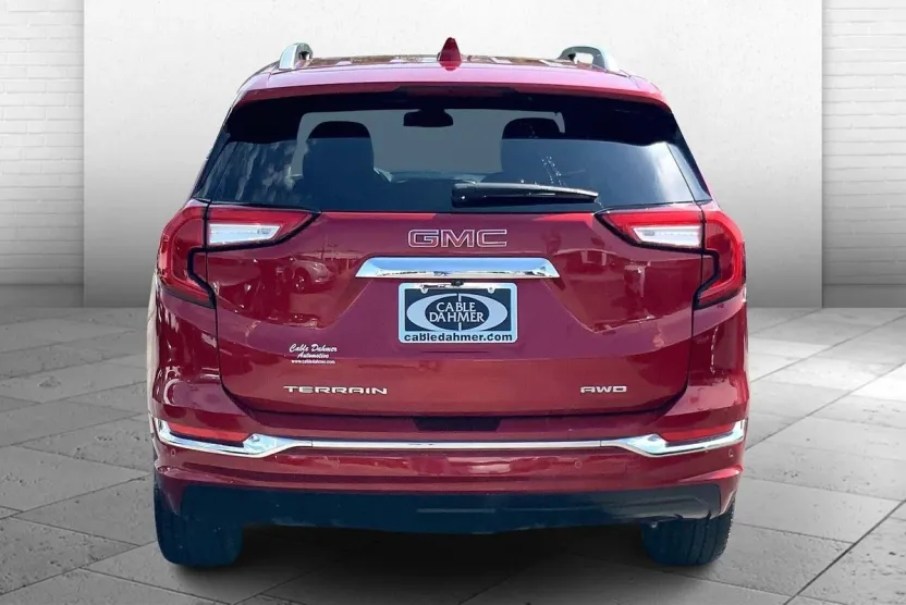 2024 Gmc Terrain Denali photo 1