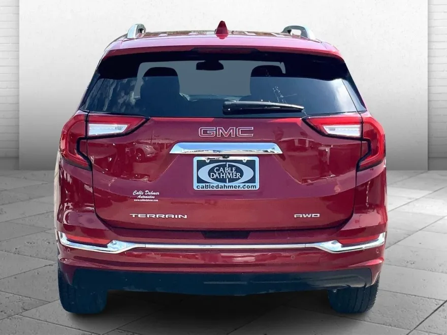 2024 Gmc Terrain Denali photo 1