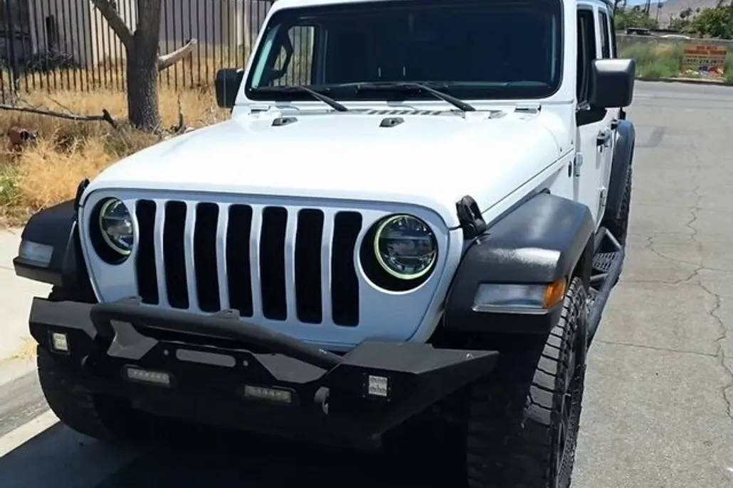 2021 Jeep Wrangler Unlimited Sport Altitude photo 1
