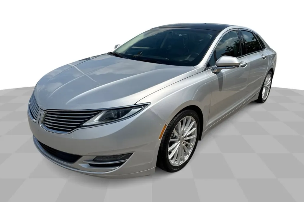 2015 Lincoln MKZ Hybrid photo 1
