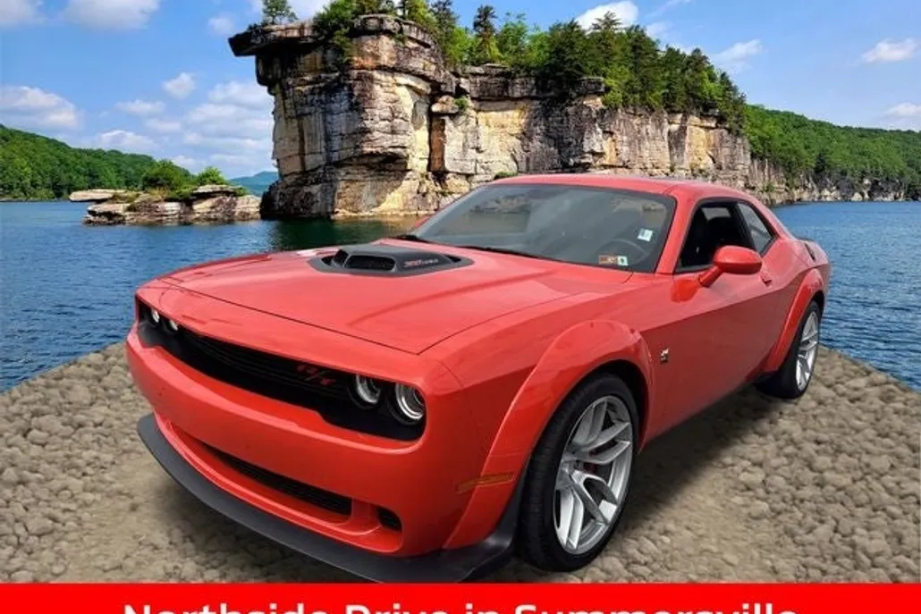 2022 Dodge Challenger R/T Scat Pack Widebody photo 1